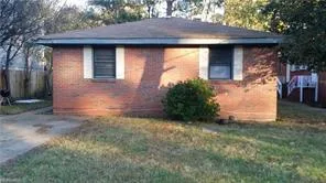 9560 12th Bay ST #B, NORFOLK VA 23518