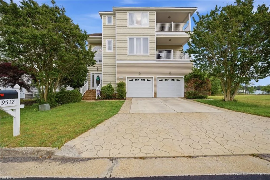 9512 7th Bay ST, NORFOLK VA 23518