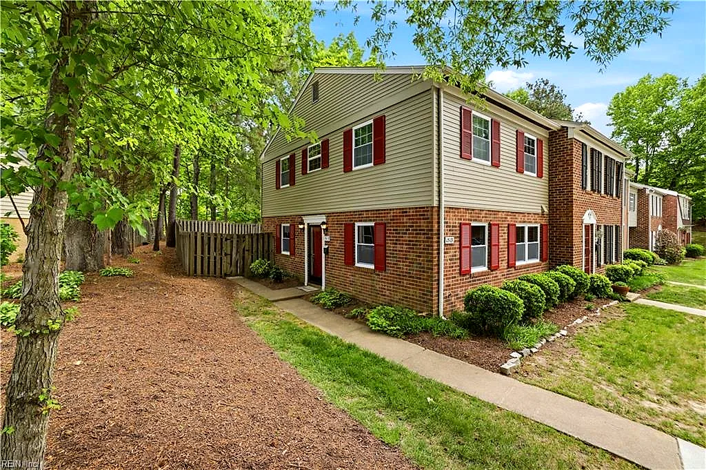 1513 Heritage Hill Dr, Richmond — photo
