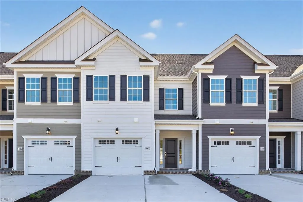 4918 Apricot WAY, CHESAPEAKE VA 23321