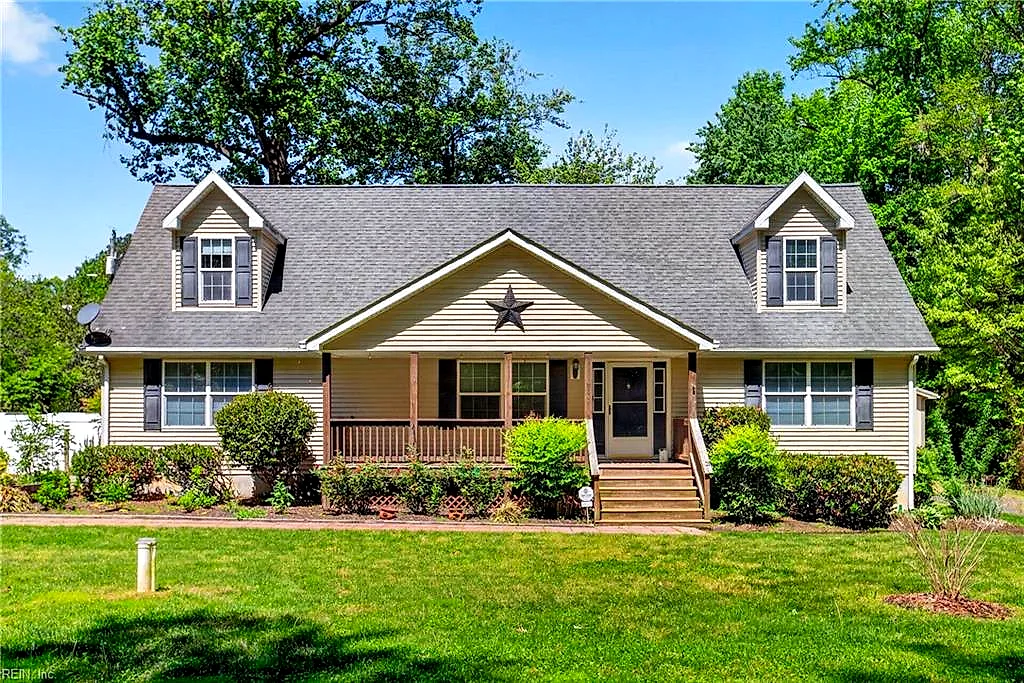 811 Long Point Rd, Hague — photo