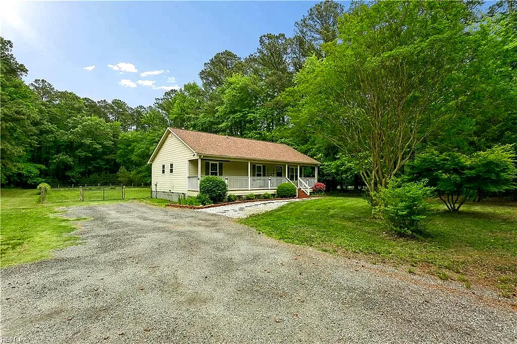 1016 Old York-Hampton Hwy, Yorktown — photo