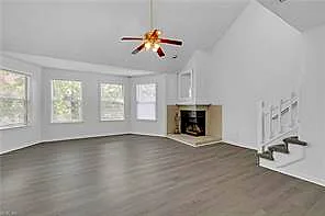 517 Mary Roberts Ln, Newport News — photo