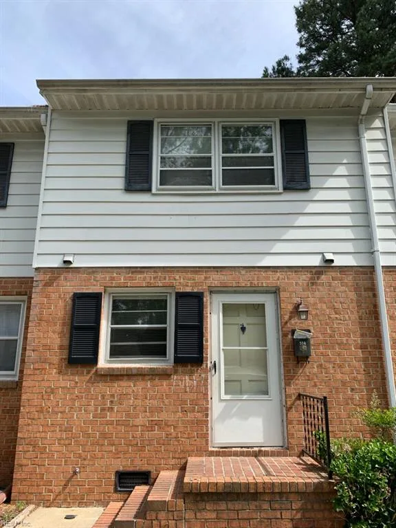 558 1st AVE, SUFFOLK VA 23434