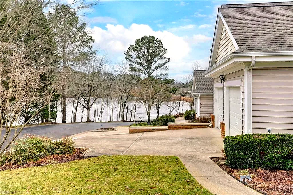 4409 Wind River Rn, Williamsburg — photo