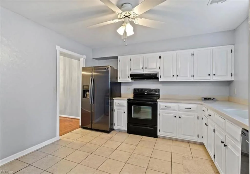 1049 Willow Green DR, NEWPORTNEWS VA 23602