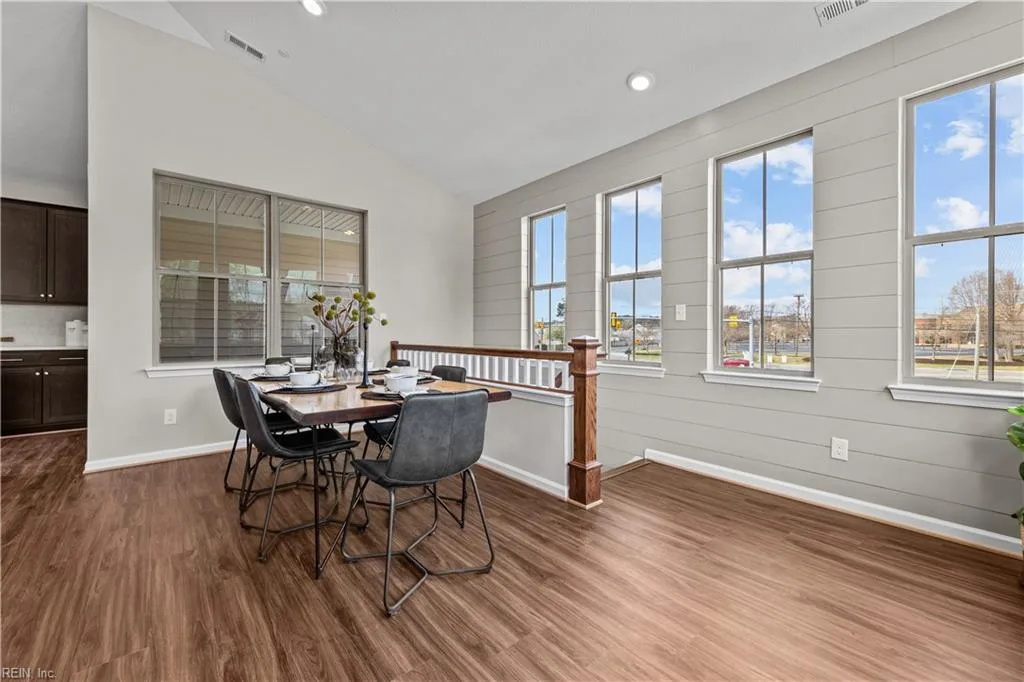 1503 Watermark Way, Hampton — photo
