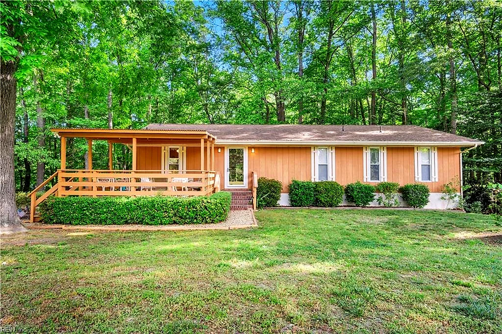 134 Tanbark Ln, Williamsburg — photo