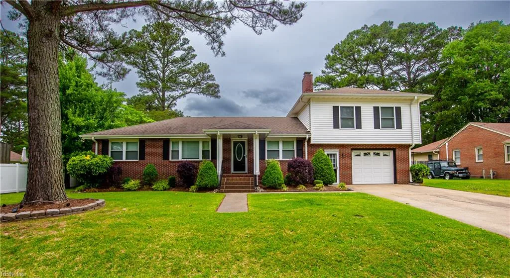 2645 Janson DR, CHESAPEAKE VA 23321