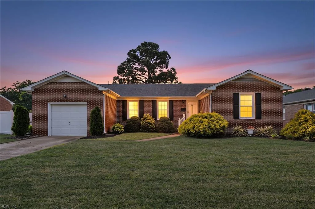 307 Rudisill RD, HAMPTON VA 23669