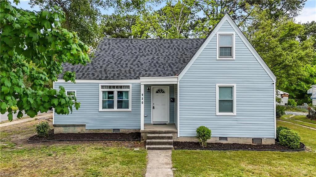 920 Widgeon RD, NORFOLK VA 23513