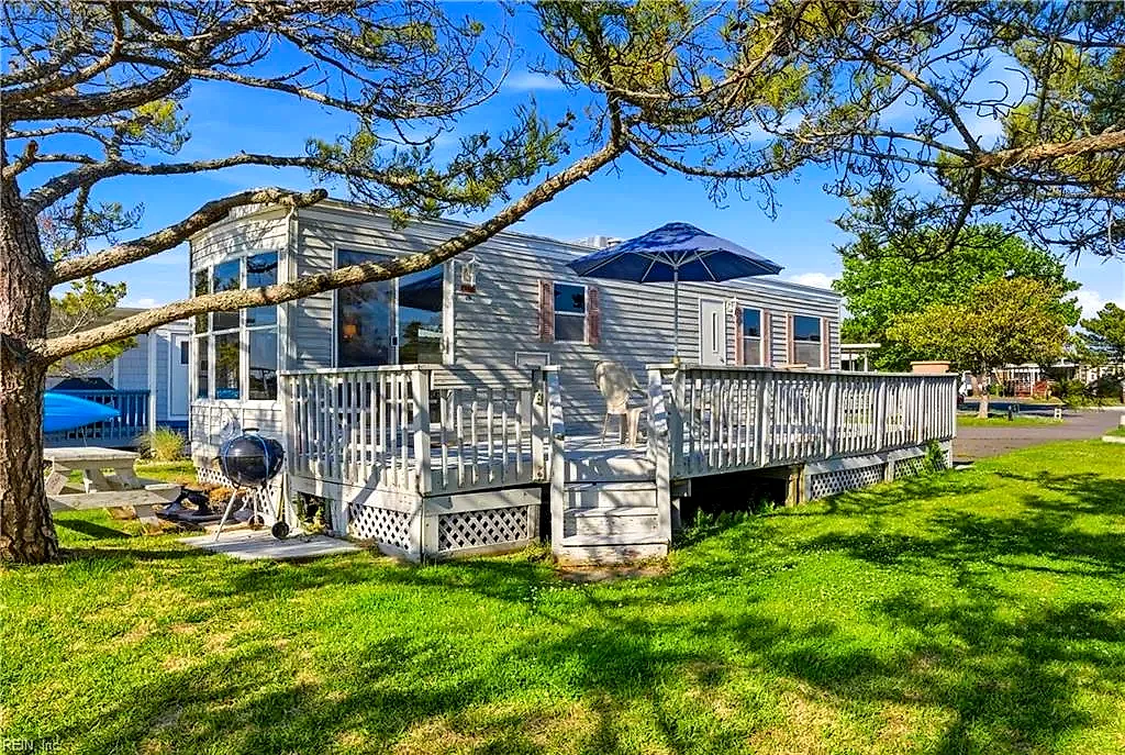 3665 Sandpiper Rd #41, Virginia Beach — photo