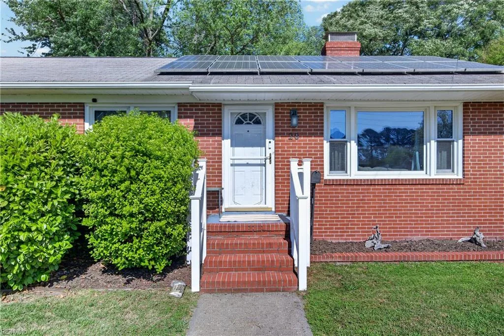 20 Briar Dr, Hampton — photo