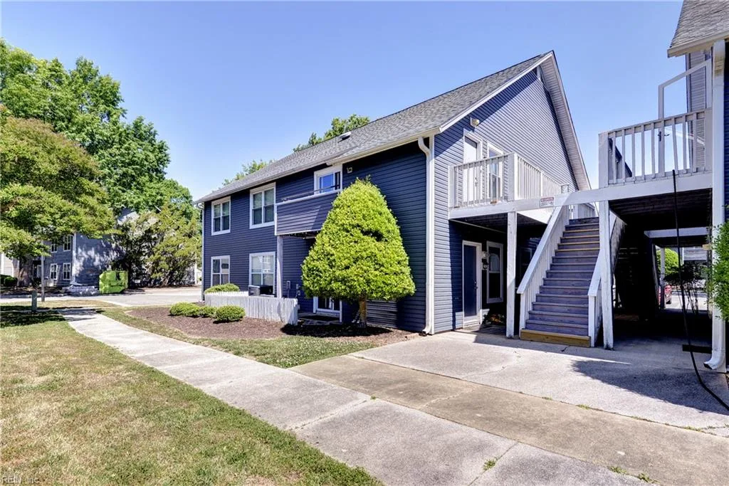 12757 Saint James PL #F, NEWPORTNEWS VA 23602