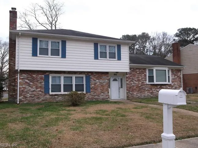 98 Apollo DR, HAMPTON VA 23669