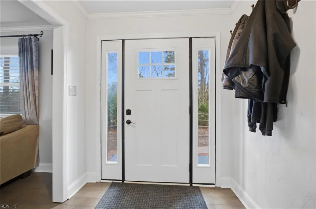 2452 Laurel Cove Dr, Virginia Beach — photo