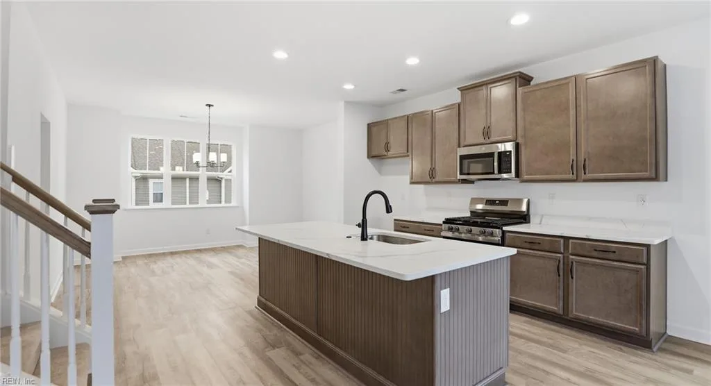 1005 Serene Rd #103