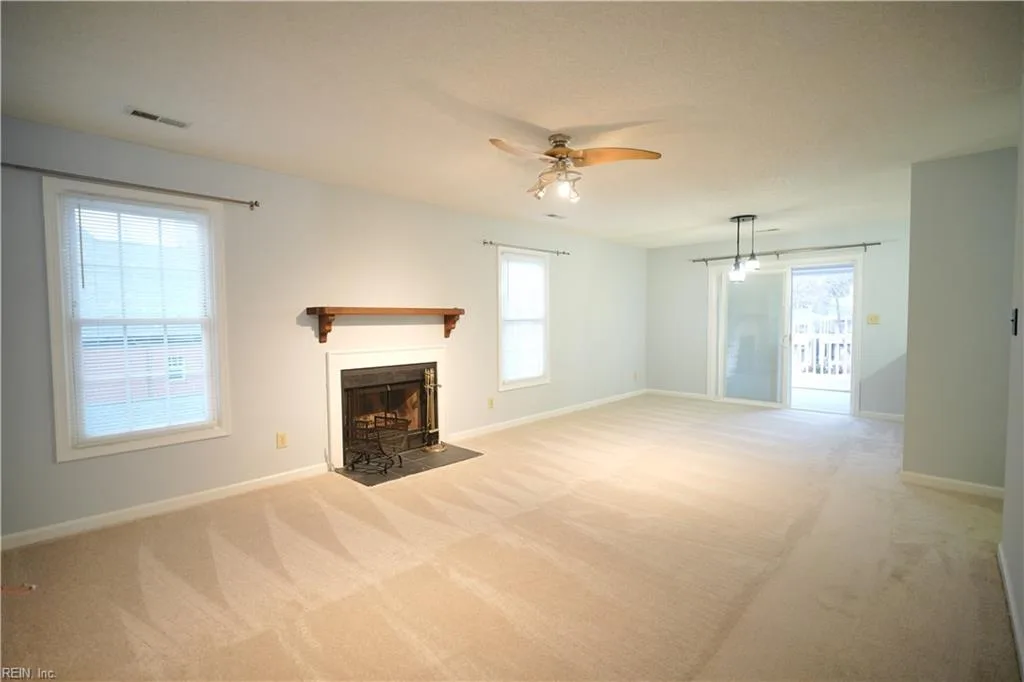 363 London St, Portsmouth — photo