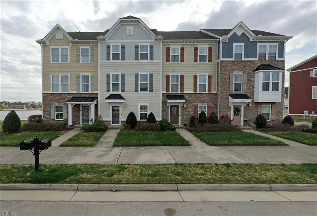 655 Mill Creek PW, CHESAPEAKE VA 23323