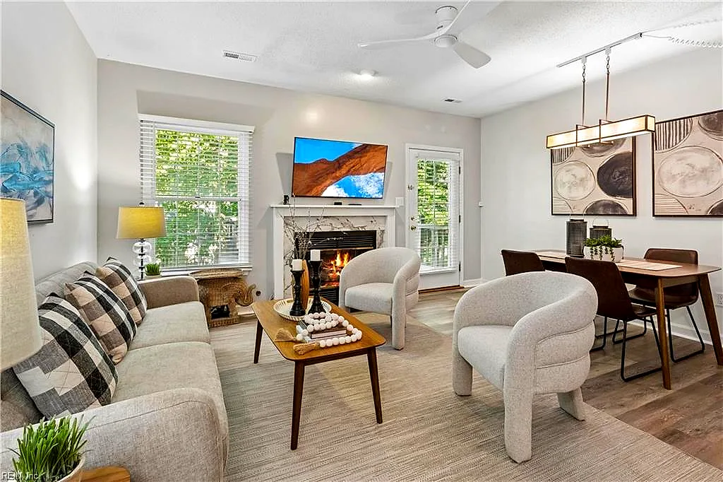 603 Todd Trl, Newport News — photo