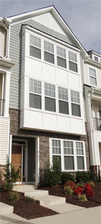 1422 Independence BLVD, NEWPORTNEWS VA 23608