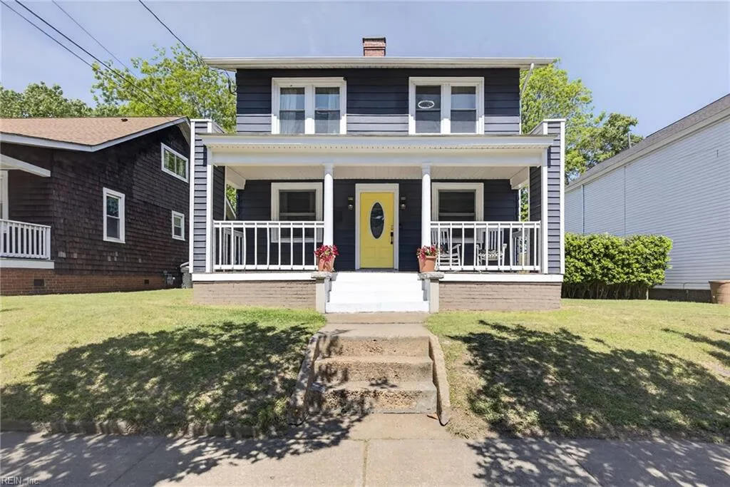 2010 Chestnut AVE, NEWPORTNEWS VA 23607