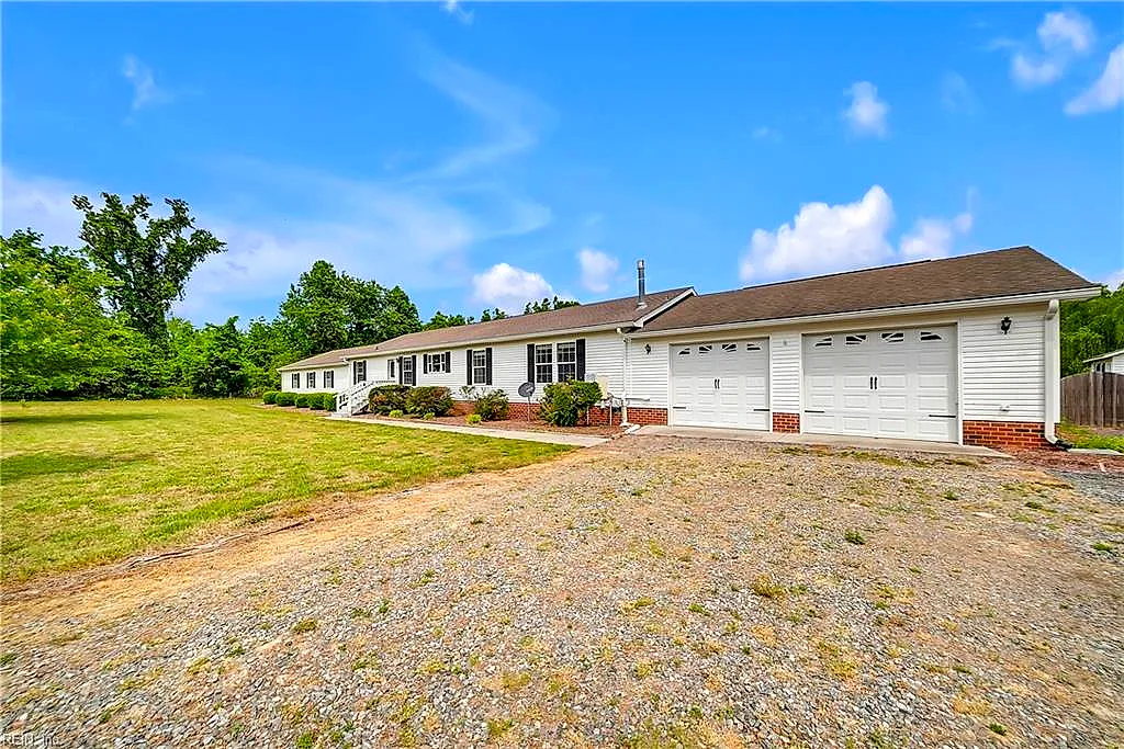 8029 Pinetta Rd, Gloucester — photo