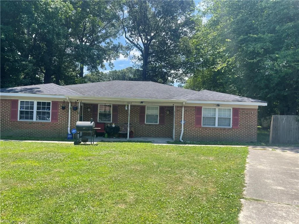 4613 Hardy CT #B, SUFFOLK VA 23435