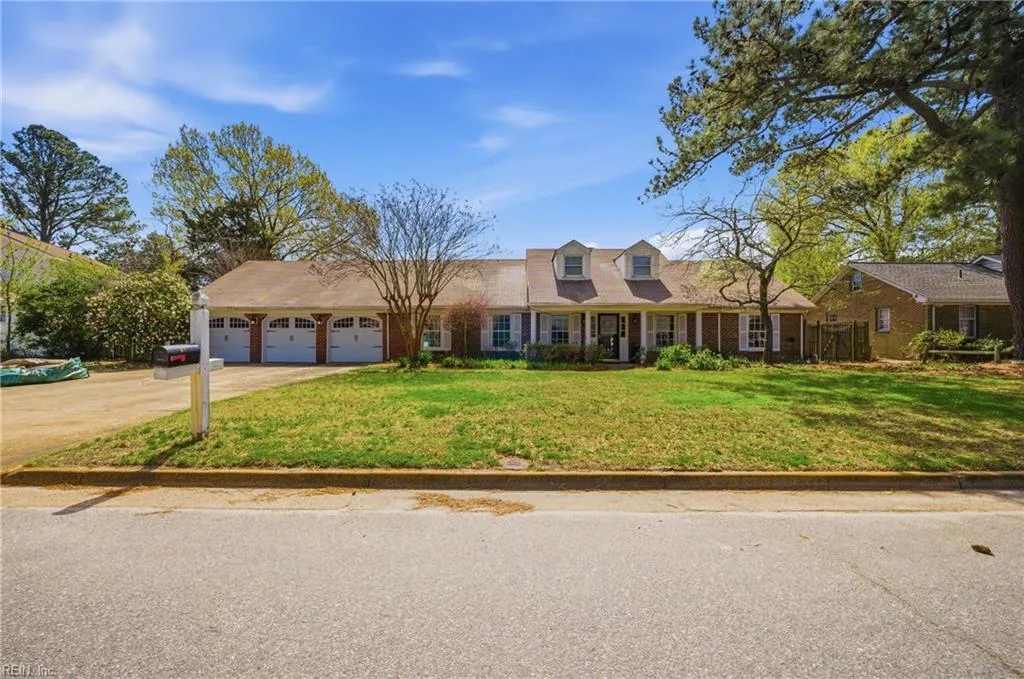 2605 Admiral DR, VIRGINIABEACH VA 23451
