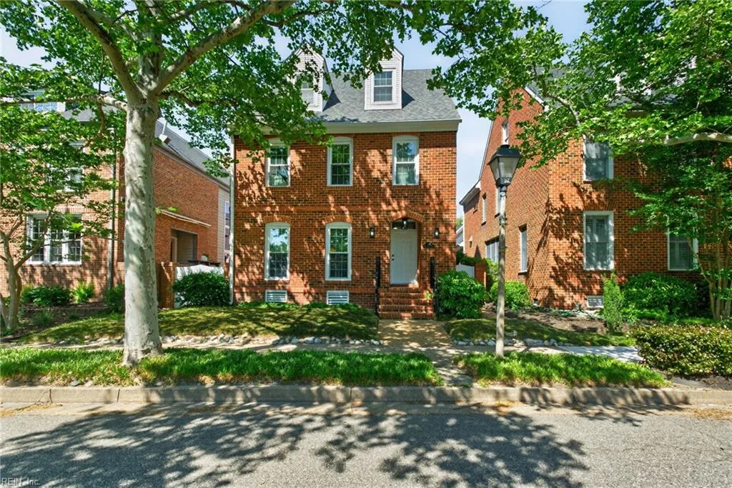 322 W Olney Rd