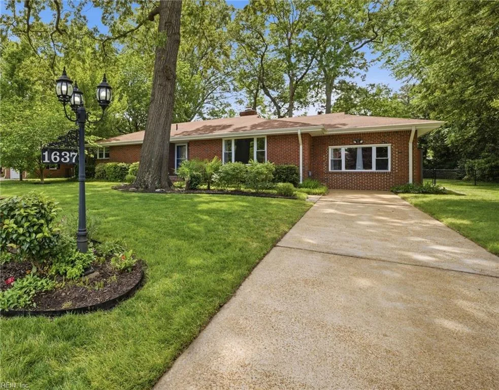 1637 Cougar AVE, NORFOLK VA 23518
