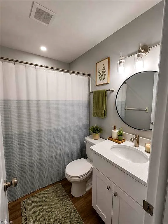 320 Hospital Dr, Virginia Beach — photo