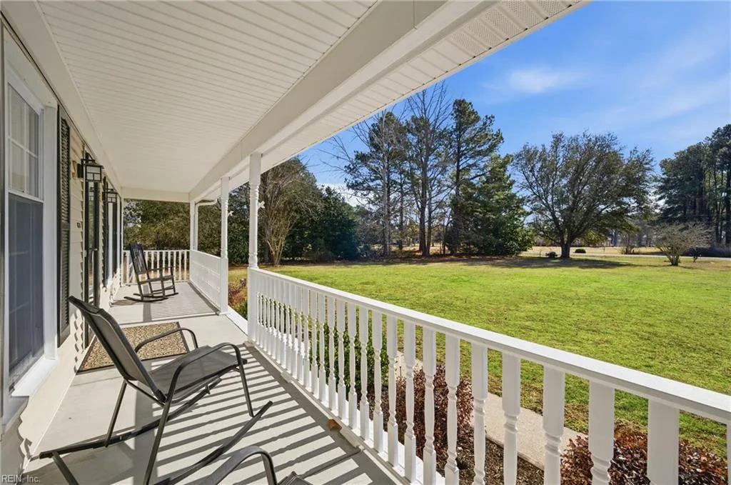 224 Saint Brides RD E, CHESAPEAKE VA 23322