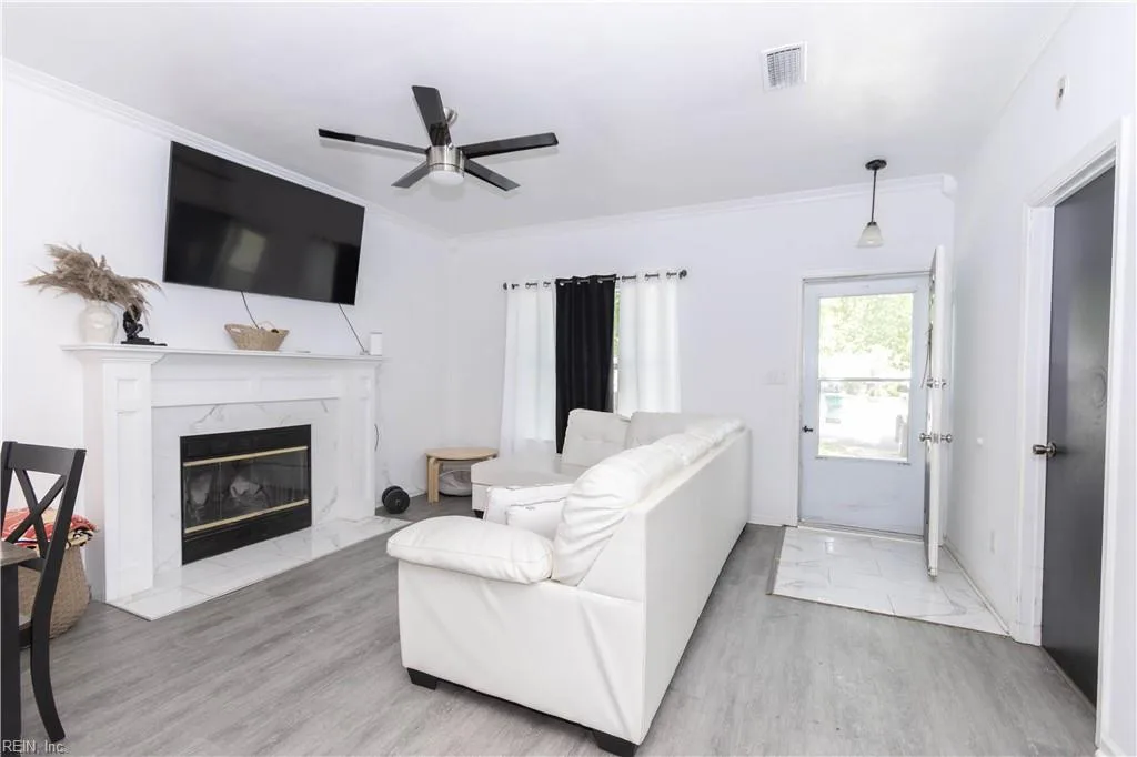 4309 Turpin PL, NEWPORTNEWS VA 23602