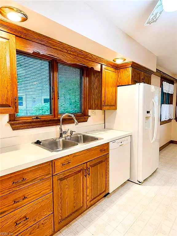 202 Chelmsford Way, Newport News — photo