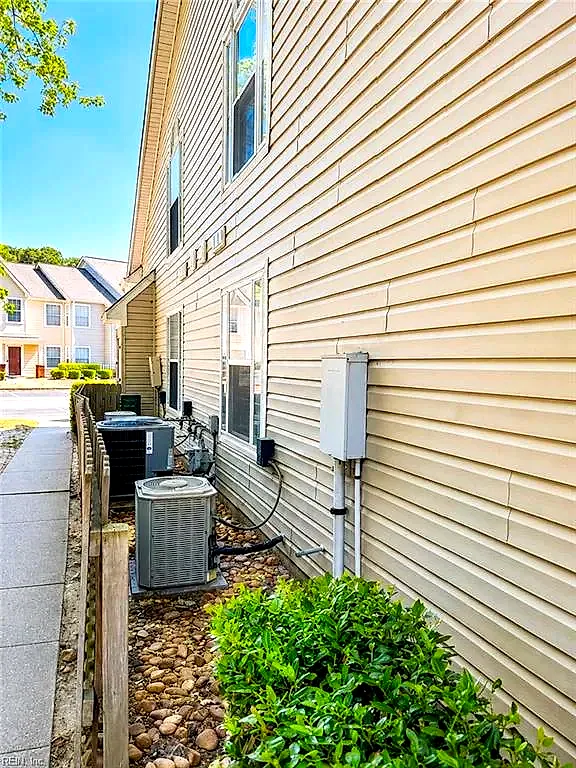 765 Drift Tide Dr, Virginia Beach — photo