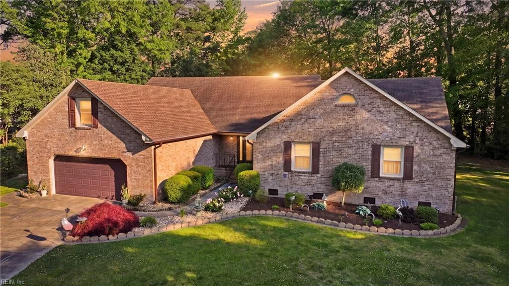 706 Tannahill CT, CHESAPEAKE VA 23322