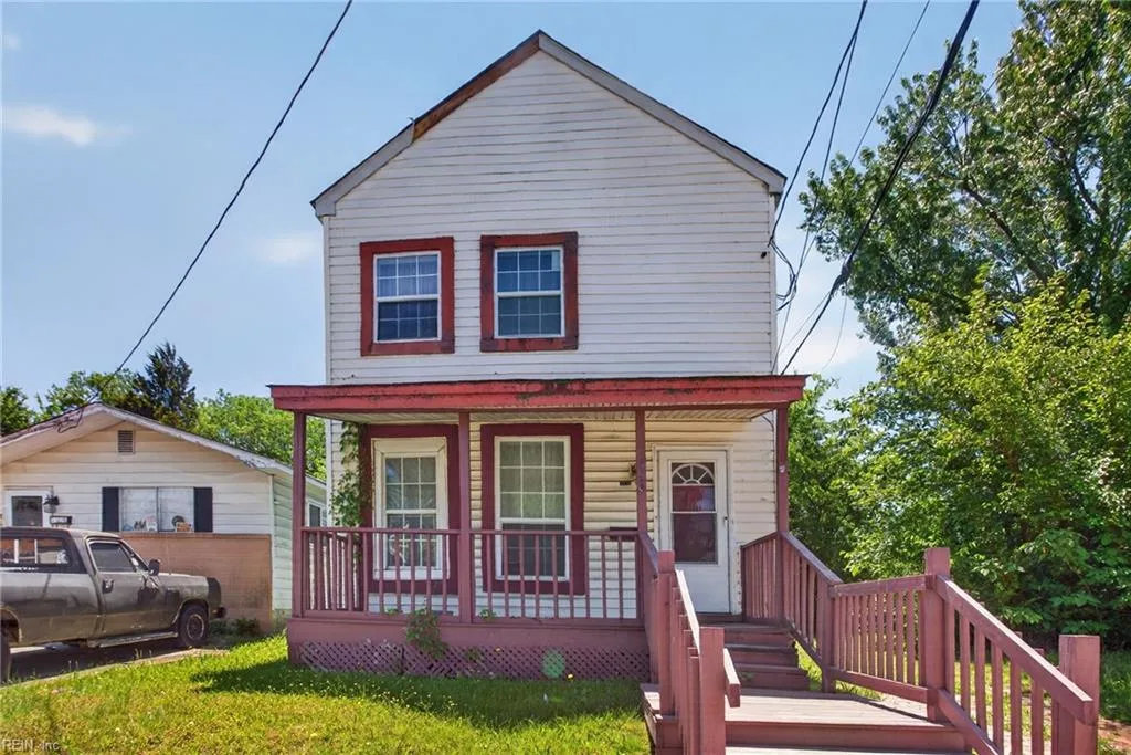 1110 35th ST, NEWPORTNEWS VA 23607