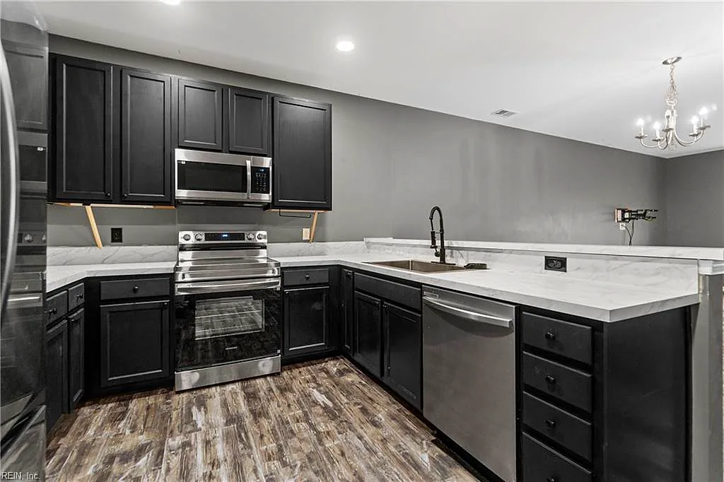 4332 Hillingdon Bnd #205, Chesapeake — photo