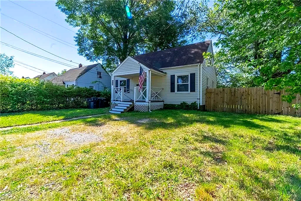 709 Lee St, Hampton — photo