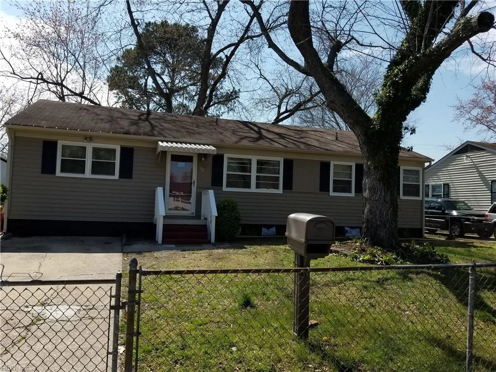 12 Clemwood PW, HAMPTON VA 23669