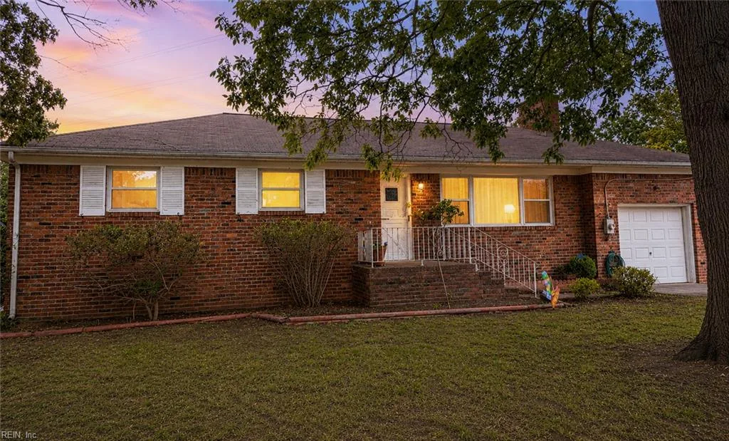 7825 Walters DR, NORFOLK VA 23518