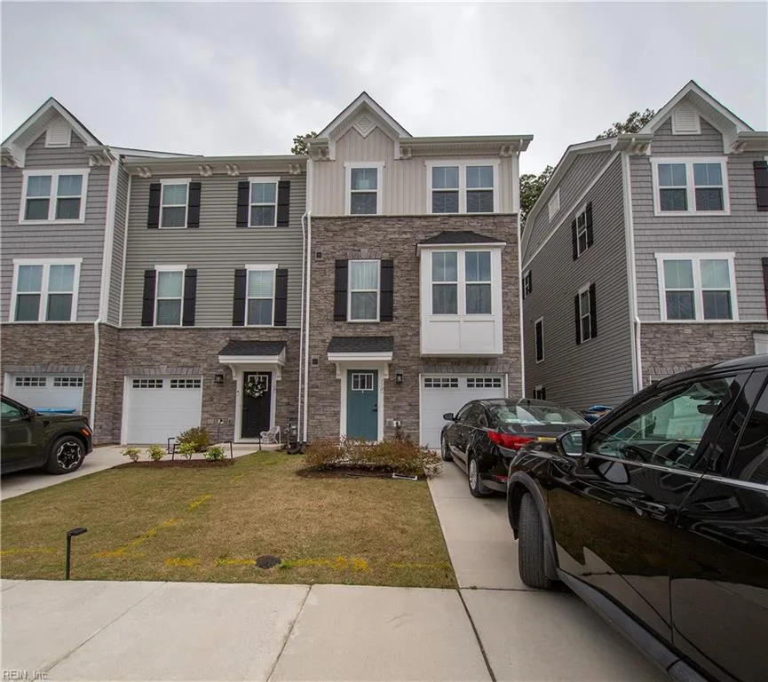110 Pocosin PATH #3A, POQUOSON VA 23662
