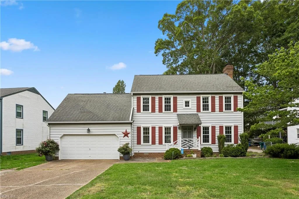 2107 Village Green PW, NEWPORTNEWS VA 23602