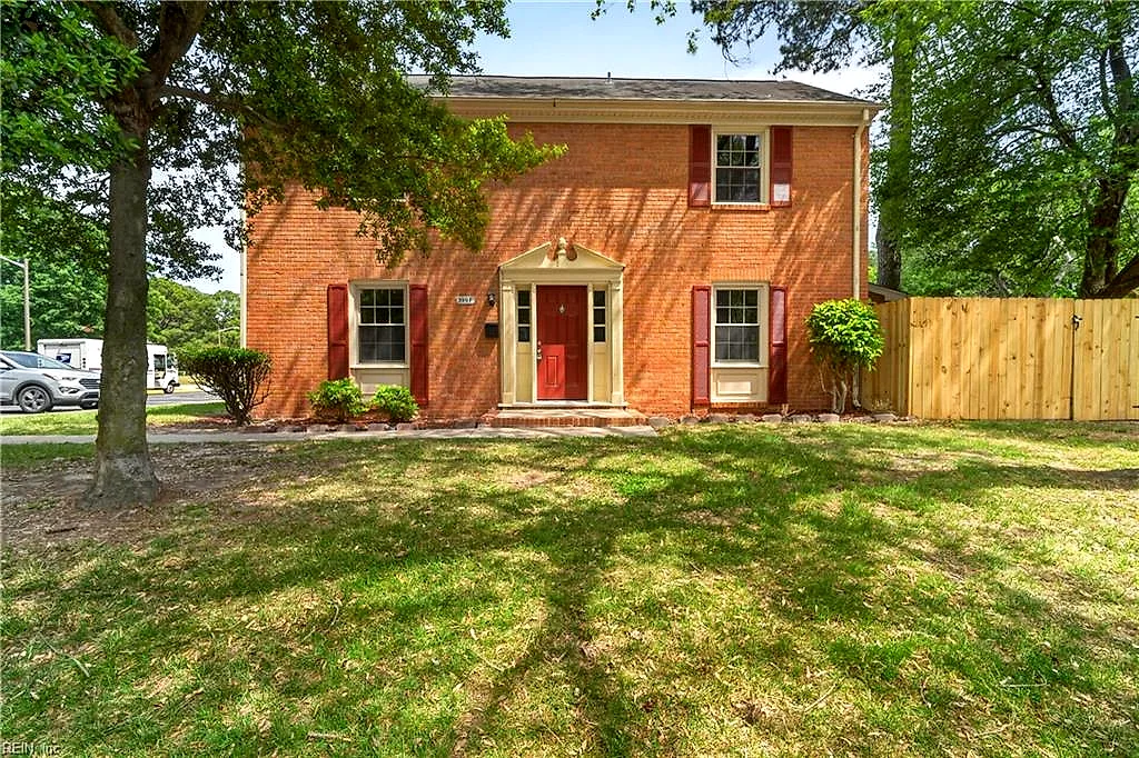399 Circuit Ln #F, Newport News — photo