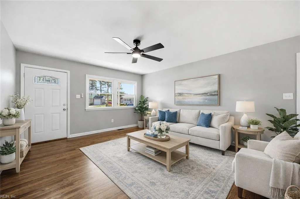 1027 Barry Ct, Hampton — photo