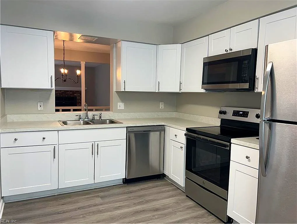 4748 Greenlaw Dr, Virginia Beach — photo