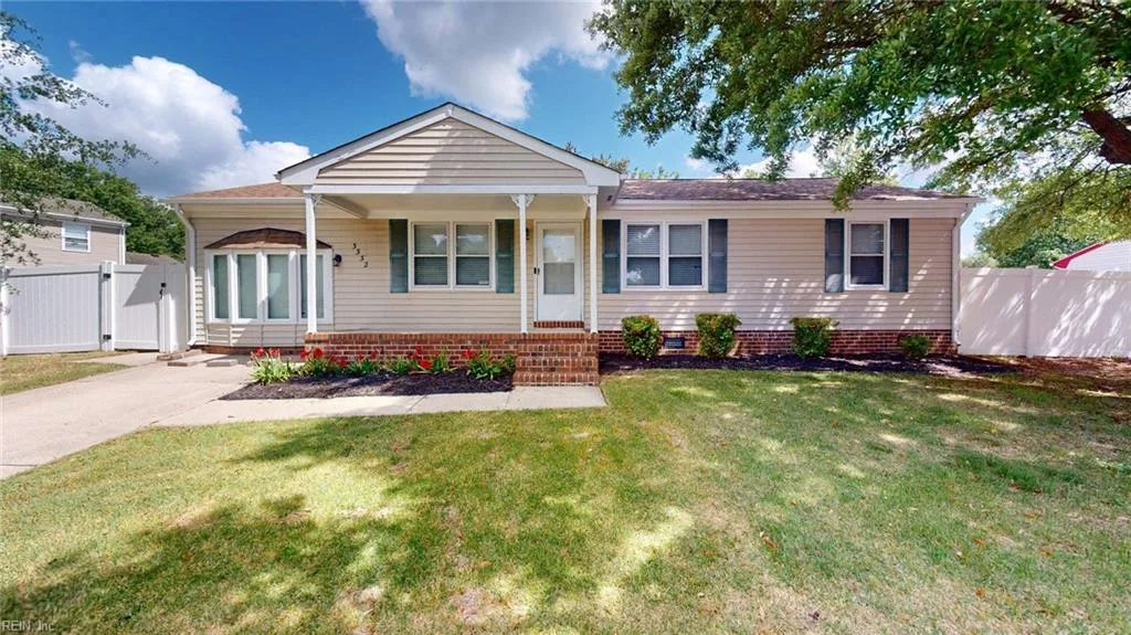 3332 Andrews DR, CHESAPEAKE VA 23323
