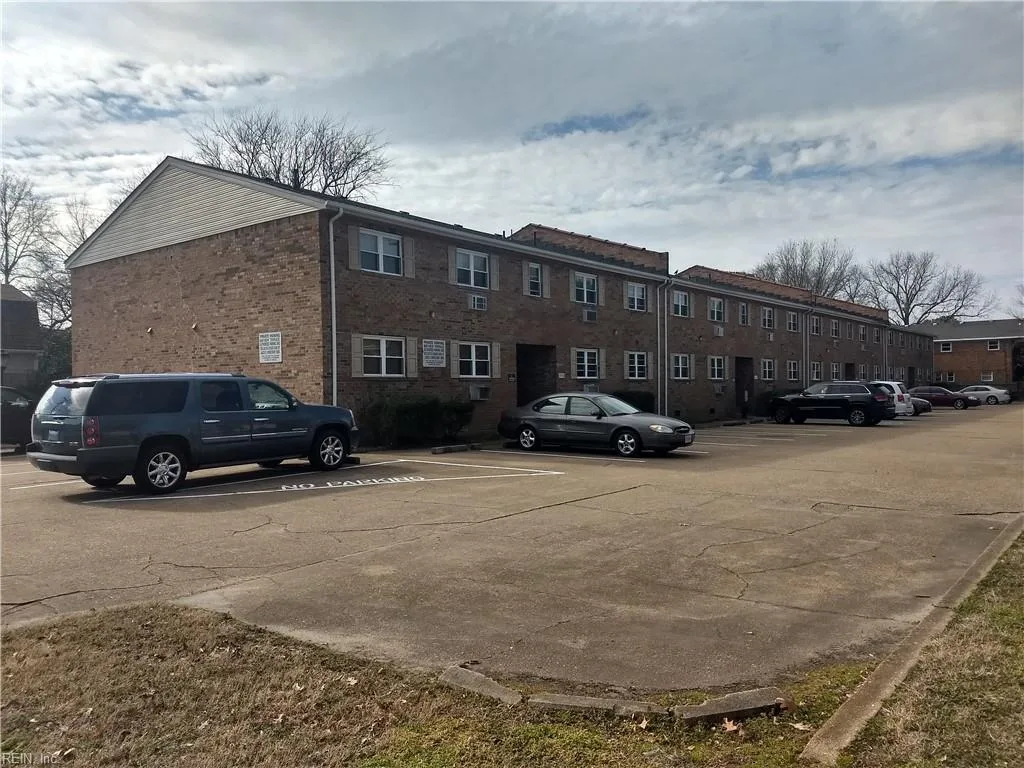 1441 Kingston AVE #1, NORFOLK VA 23503