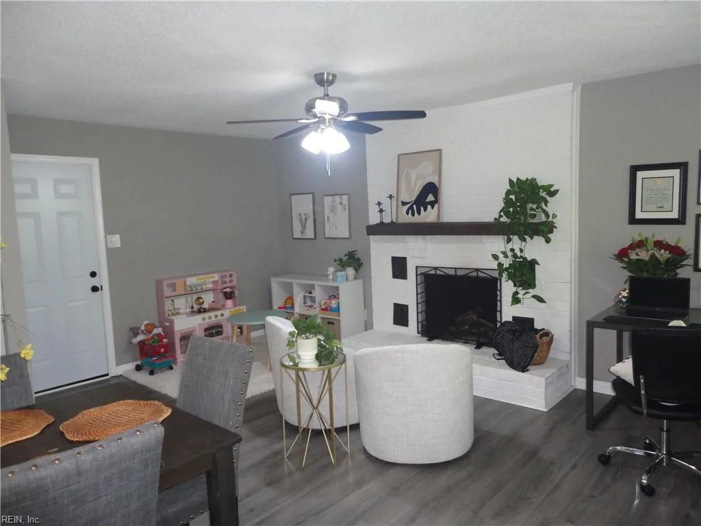 4245 Buckeye Ct, Virginia Beach — photo